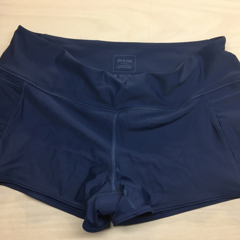 Prana Chantel swim short. Size M. Brand new with tags!